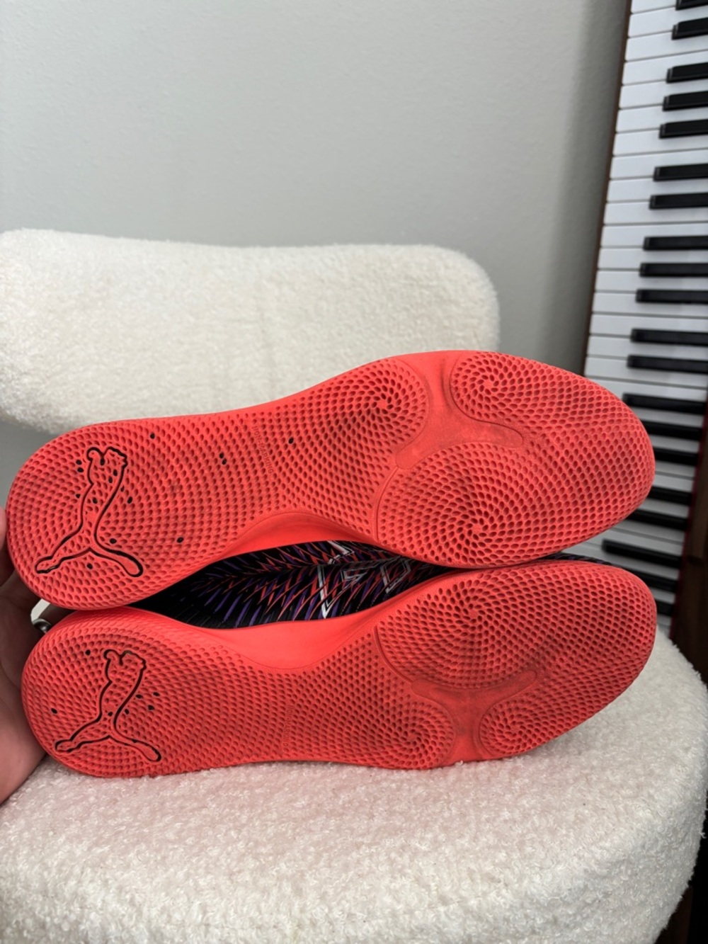 PUMA SOCCER SHOES - Picture 7 of 7